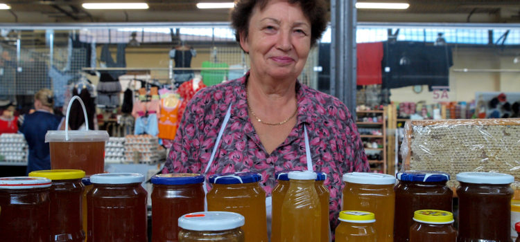 Story of a picture: Lithuanian honey and the Vilnius market