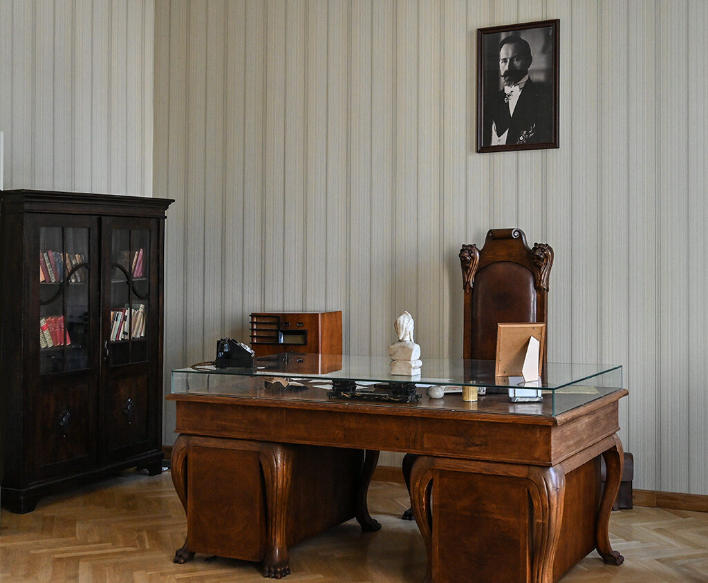La mostra 100 anni di Diplomazia della Lituania, ricostruisce anche parte degli uffici che ospitavano i ministri